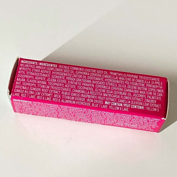 Mary Kay signature luscious color lipstick berry dawn - Picture 5 of 6